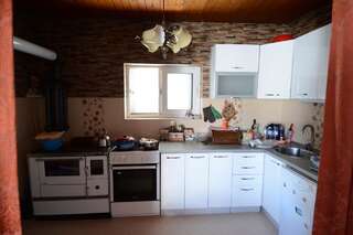 Дома для отпуска Village House 1980 Вирпазар Дом с 2 спальнями-21