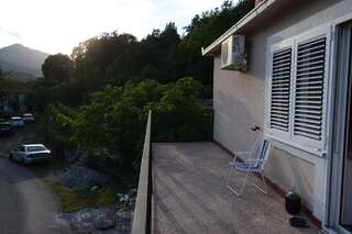 Дома для отпуска Village House 1980 Вирпазар Дом с 2 спальнями-9